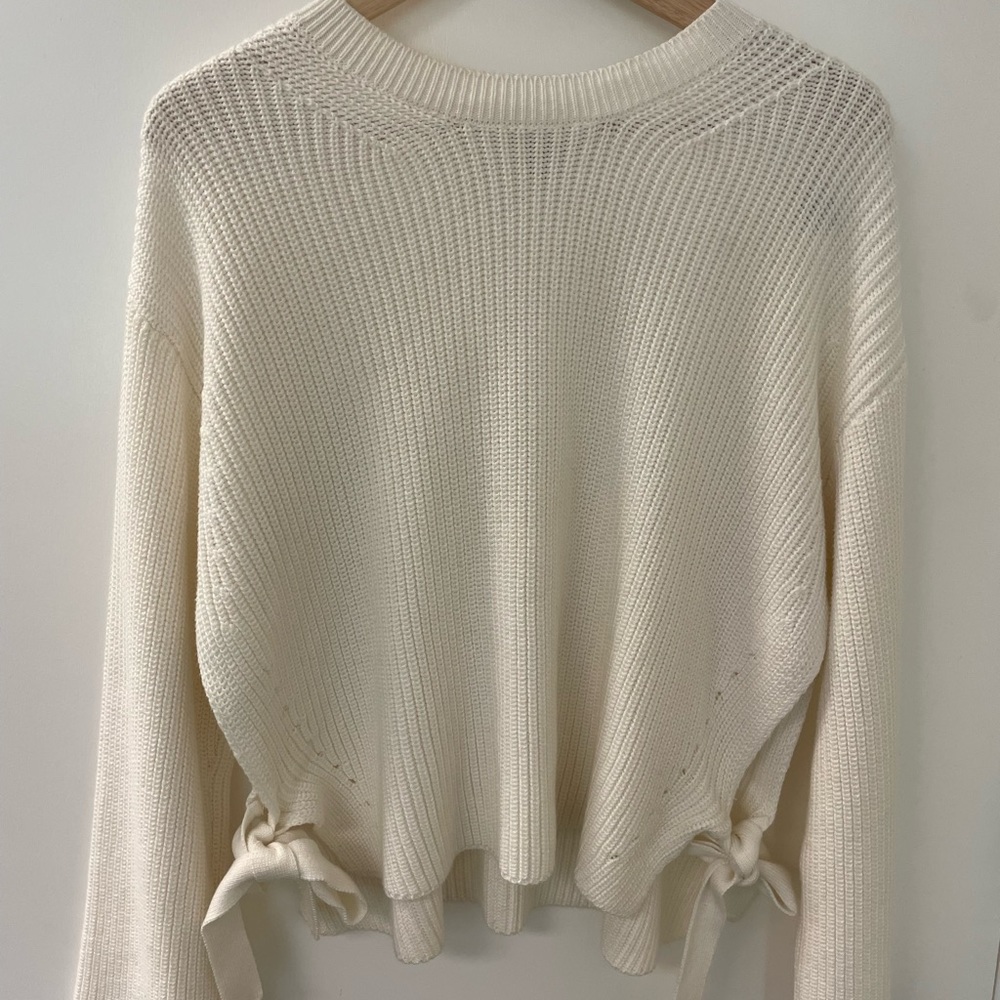 Top Shop White Sweater Size 6